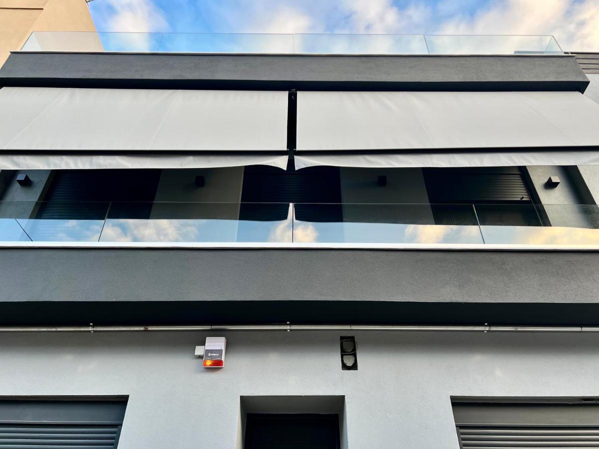 T&T Luxury Apartments - Rooftop Jacuzzi أثينا المظهر الخارجي الصورة