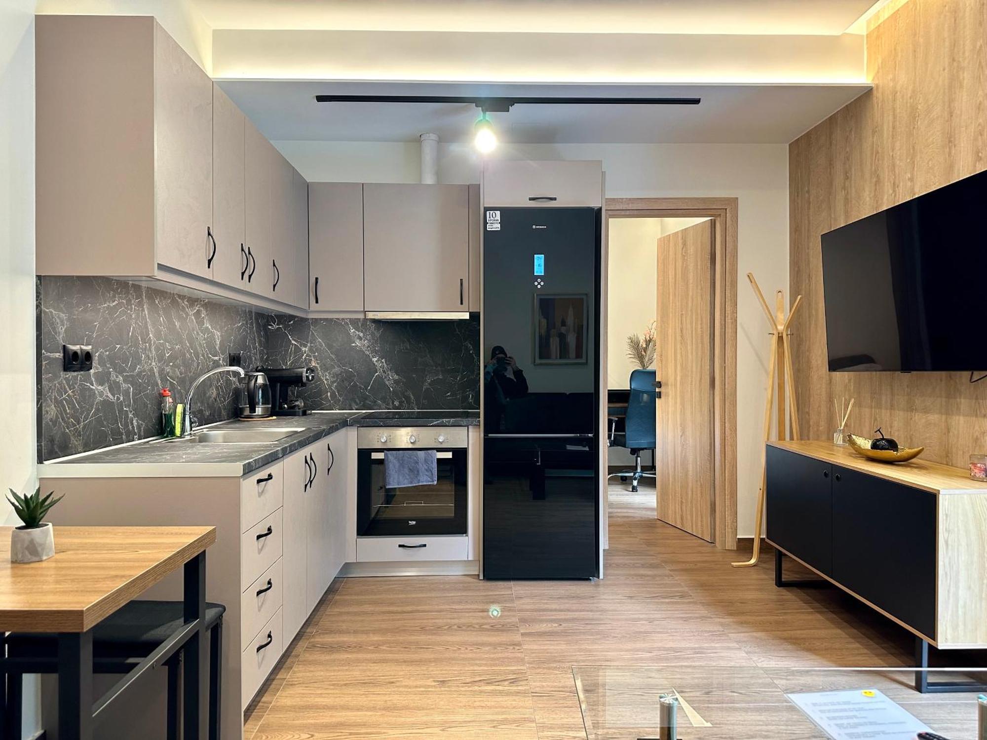 T&T Luxury Apartments - Rooftop Jacuzzi أثينا المظهر الخارجي الصورة