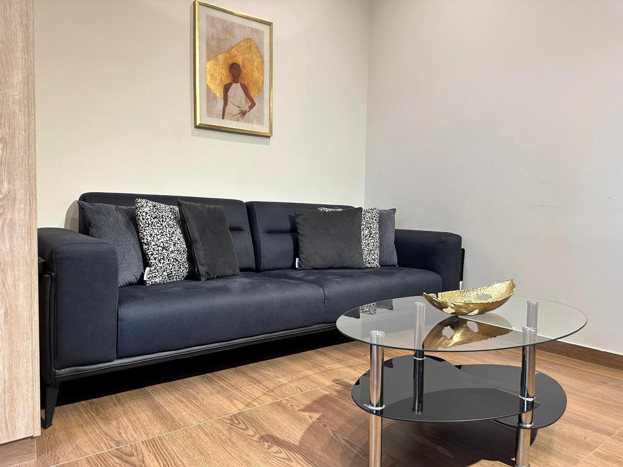T&T Luxury Apartments - Rooftop Jacuzzi أثينا المظهر الخارجي الصورة